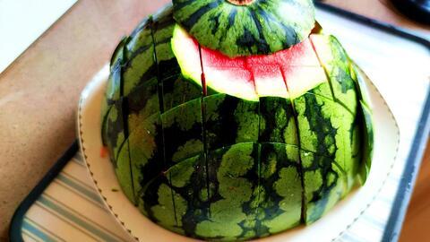 购买吃瓜图片真实,尽享美味吃瓜时光  第2张