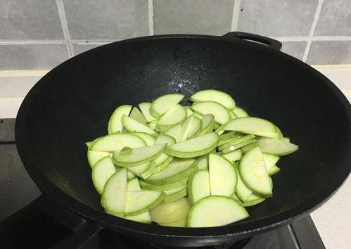 月酱吃瓜,揭秘娱乐圈幕后故事