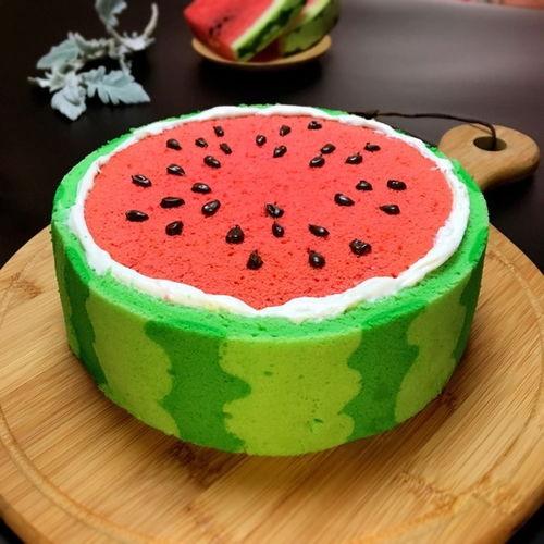 吃瓜生日蛋糕,生日蛋糕里的欢乐时光